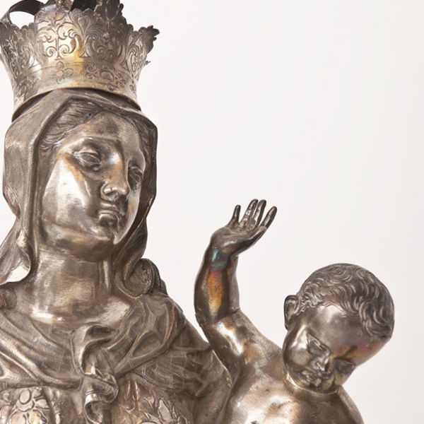 Madonna del Rosario con Gesù Bambino